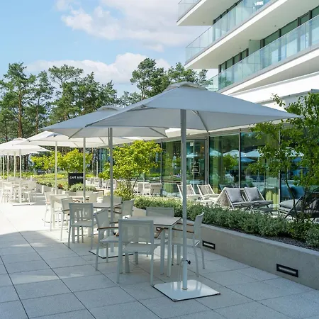 Your Holidays Waves D976 アパート