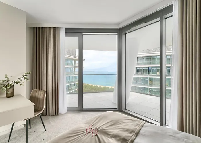 Your Holidays Wave D976 ミエンジズドロイェ